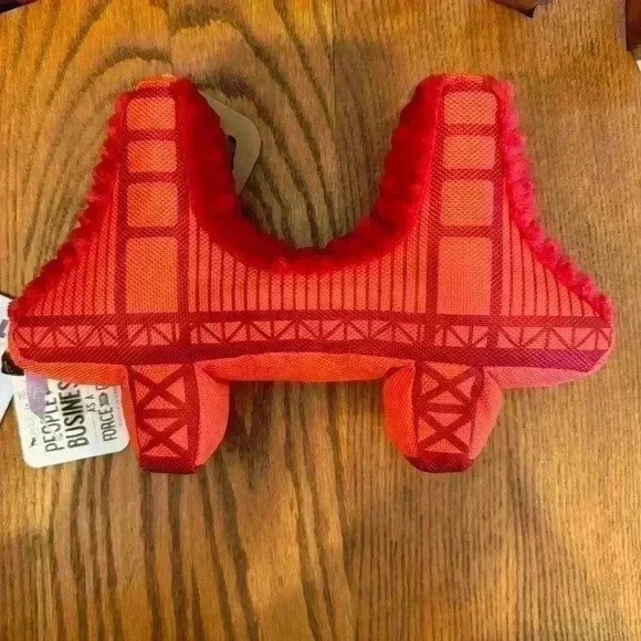 NEW, P.L.A.Y Dog Toy, San PupCisco Golden Gate Bridge, Squeaks, Crinkles - Picture 8 of 9
